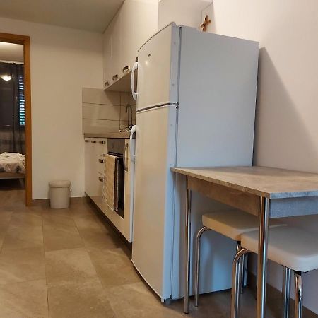 Apartment Ana Izola Bagian luar foto