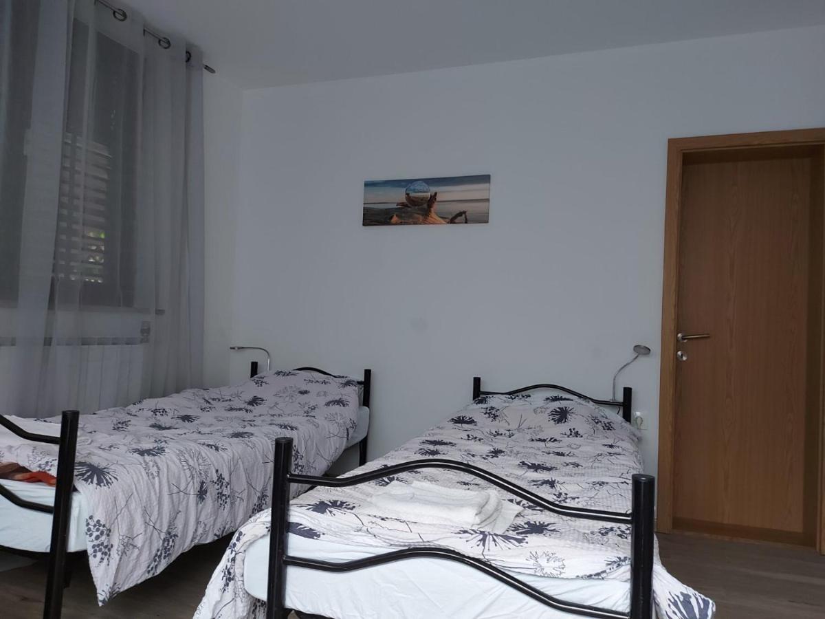 Apartment Ana Izola Bagian luar foto