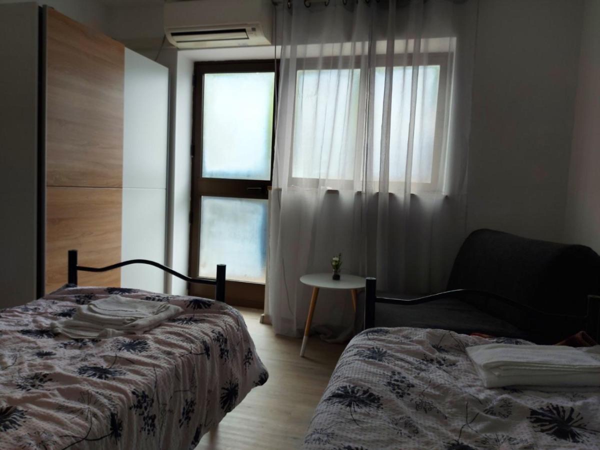 Apartment Ana Izola Bagian luar foto