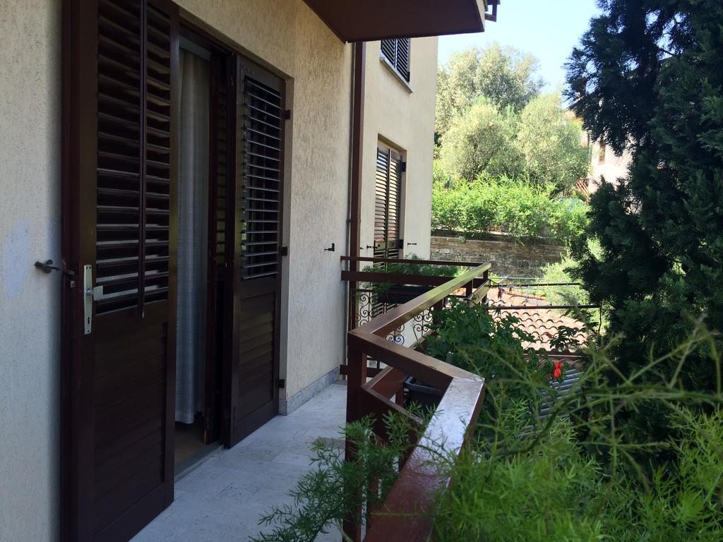 Apartment Ana Izola Bagian luar foto