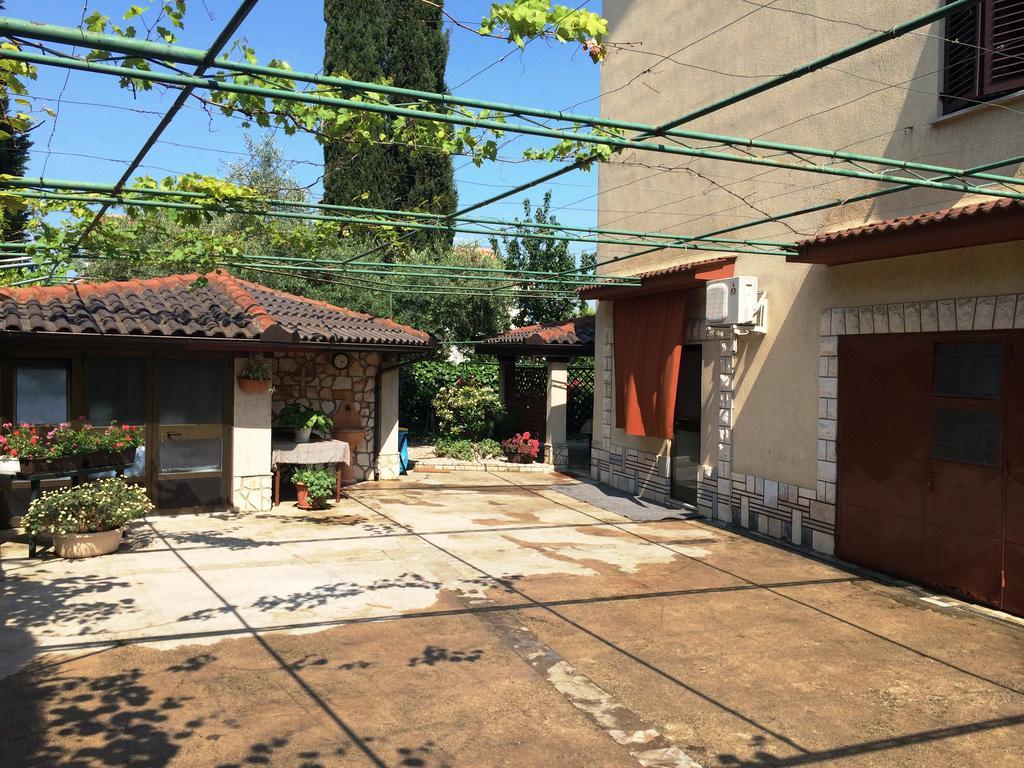 Apartment Ana Izola Bagian luar foto